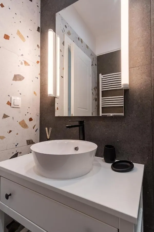 Apartment Home Is Thessaloniki Greece