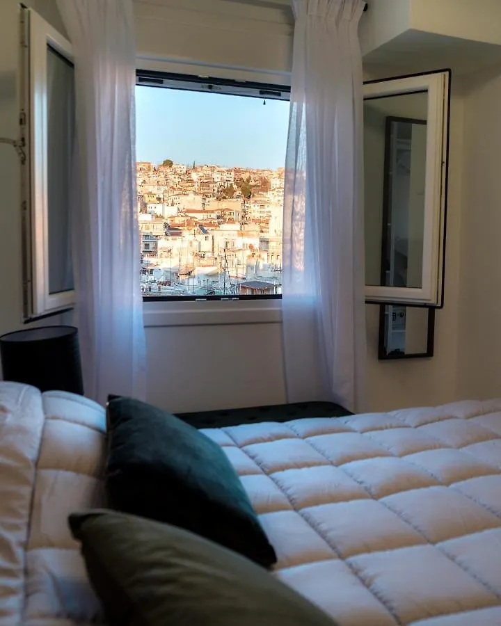 Home Is Salonic Apartament